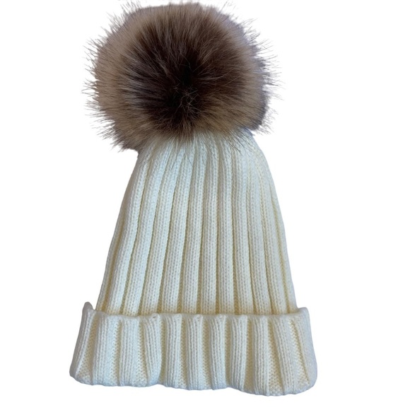 Cream Ivory Beanie with Brown Pom Flurry Season - Picture 1 of 4